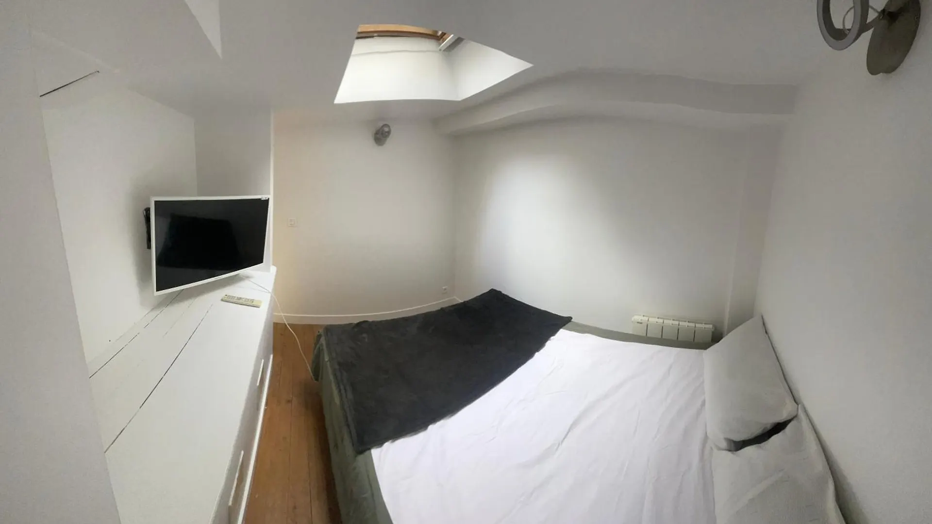 A Cote Du Sacree Coeur Et Montmartre Apartment